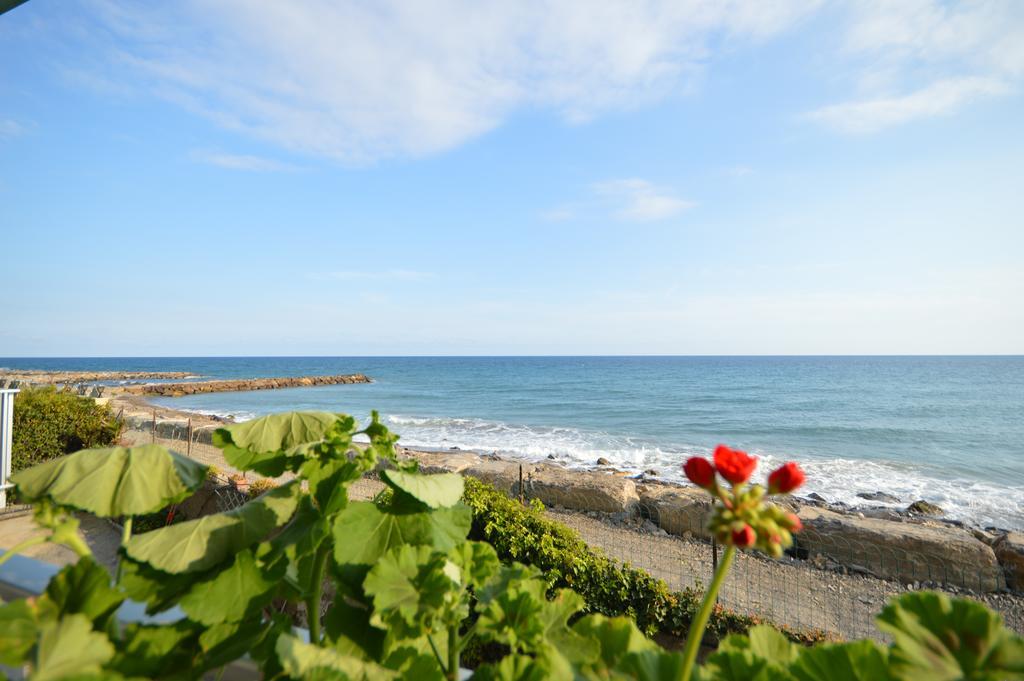 Riva Mare Apartment Riva Ligure Kültér fotó